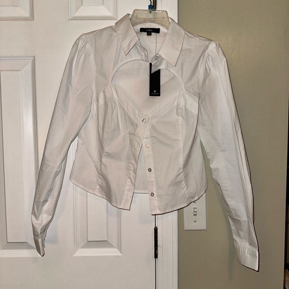NWT Sartorially Sultry White Cutout Long Sleeve Button-Up Top